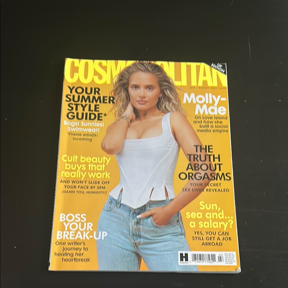 Cosmopolitan UK July/August 2021 Edition